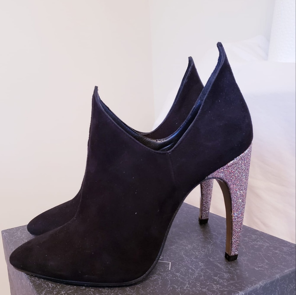 Heeled boots